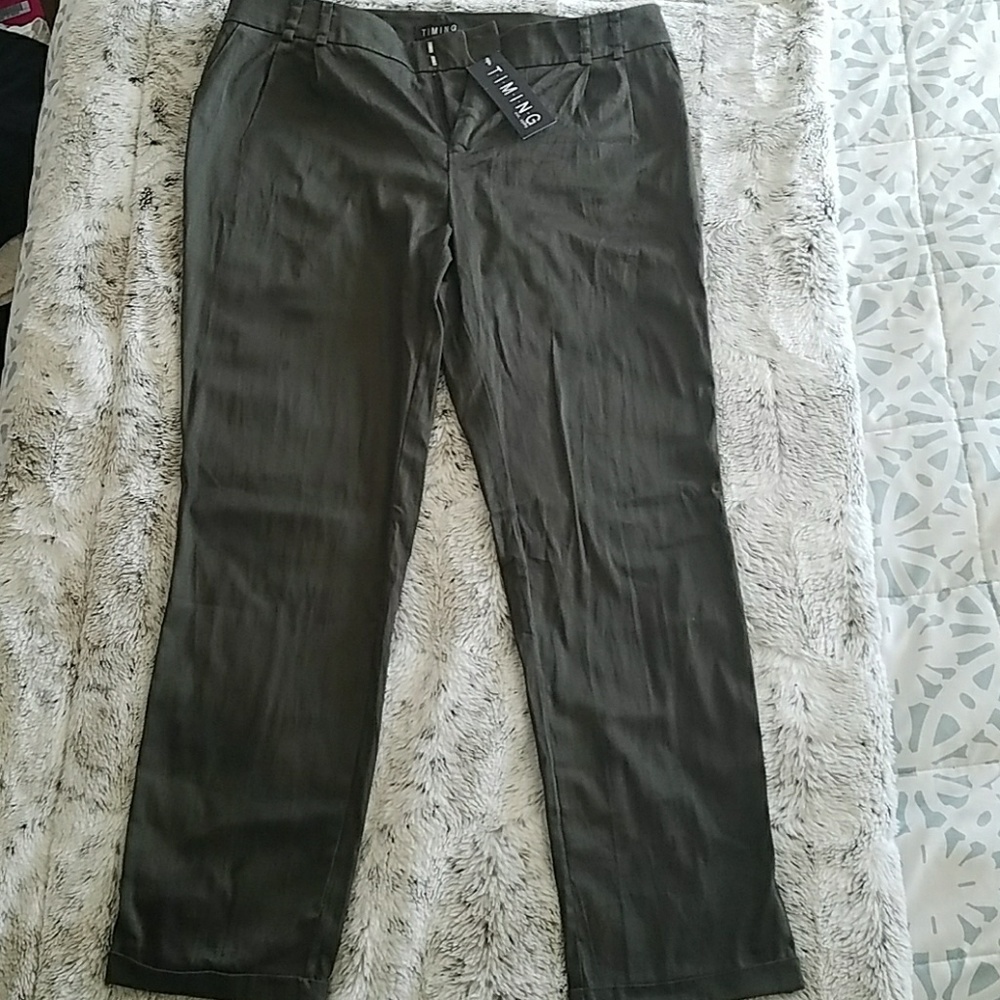 Olive green ankle trouser
